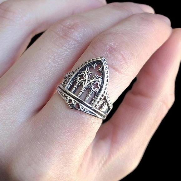 Silver Cathedral Arch Ring - Picture 7 of 8